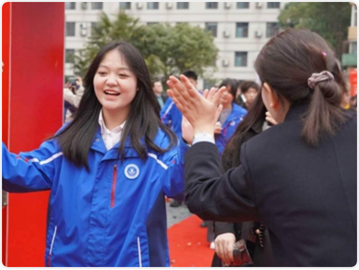 华商头条|补习届的“另类”：“育人+提分”双轨并行，结果太意外！