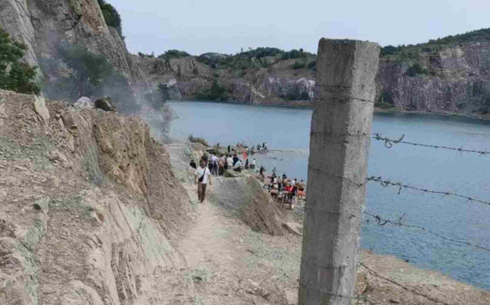 15岁女孩在一网红景点拍照时坠湖身亡 前一天刚参加中考