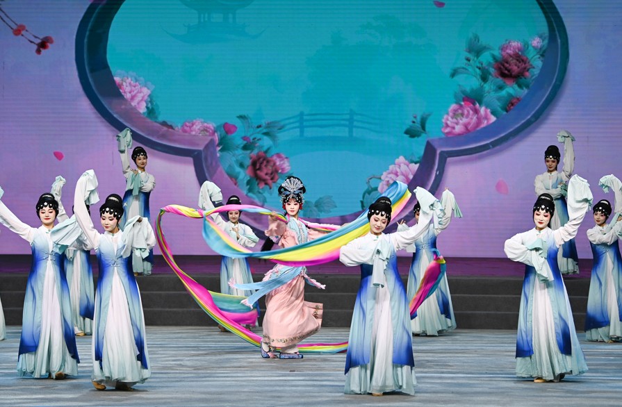 《主角》让这门“老派”艺术火了 年轻人争相二创“入坑”