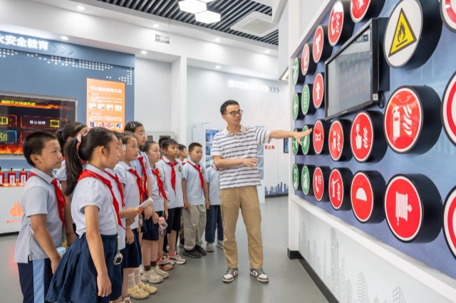 学消防知识 练应急本领