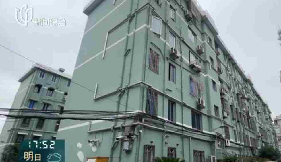 母亲腿疾 孝顺女儿自费加装"电梯"给全楼用却遭抵制
