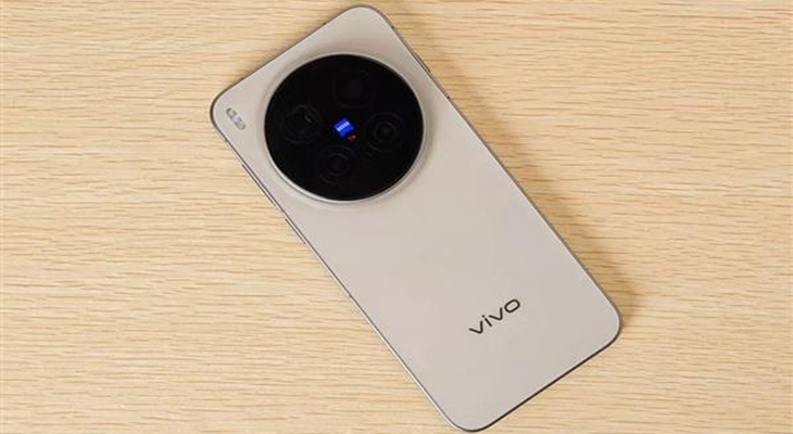蓝厂重磅新机入网：vivo X500系列或iQOO 16