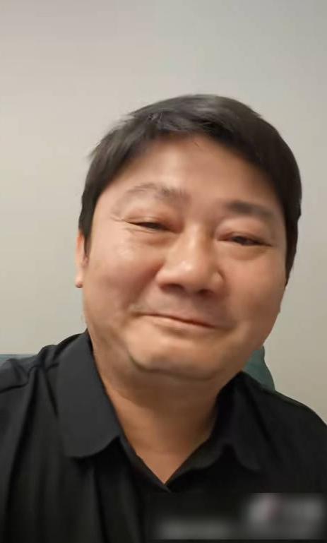 张雪哽咽落泪.jpg 张雪哽咽落泪.jpg