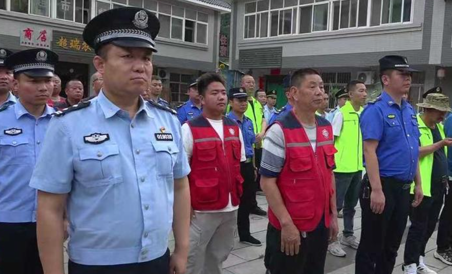 西安鄠邑向秦岭违规穿越探险行为亮剑