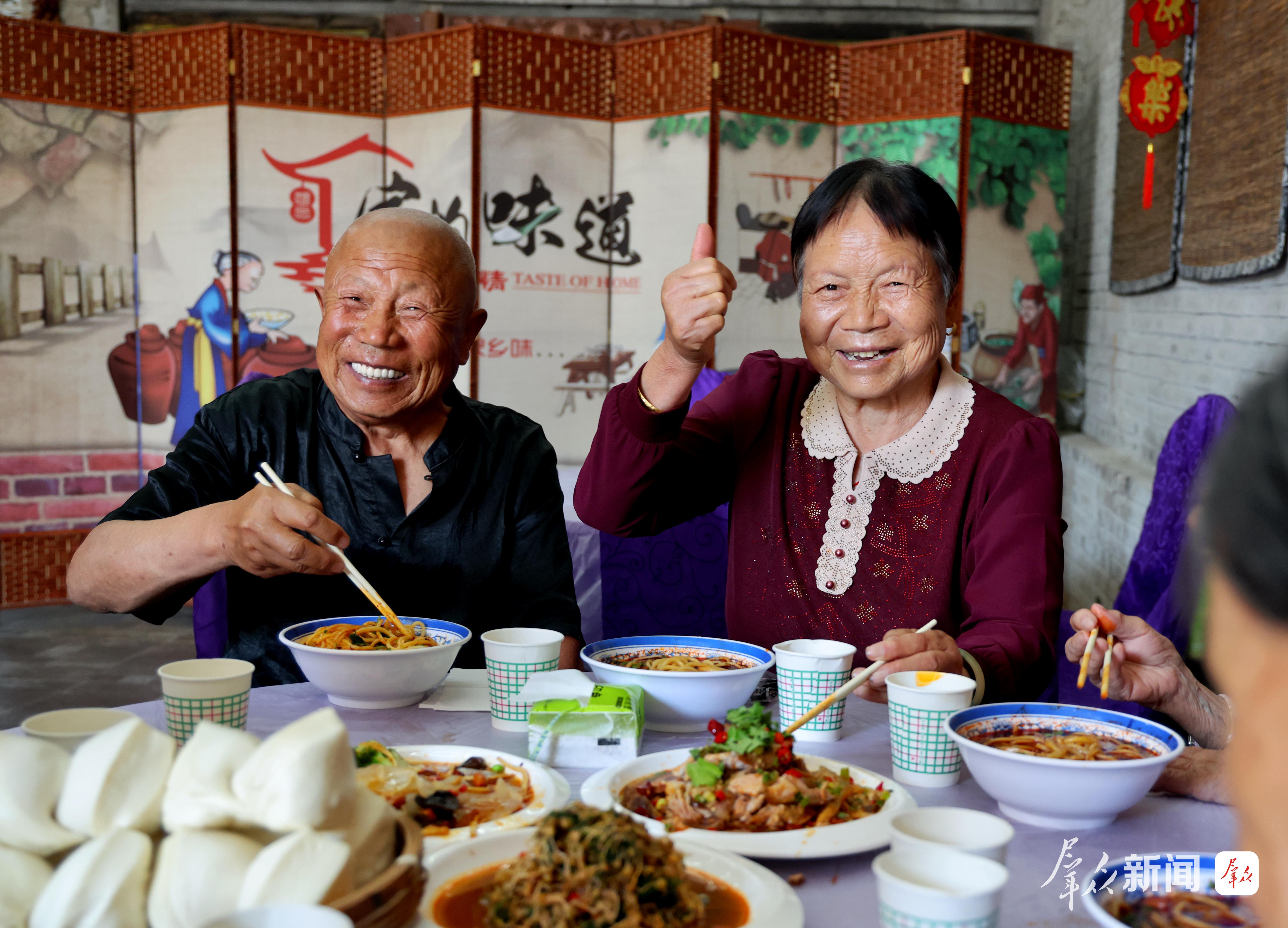 陕西农村老年助餐服务观察:一碗热饭的“长跑”(图5)