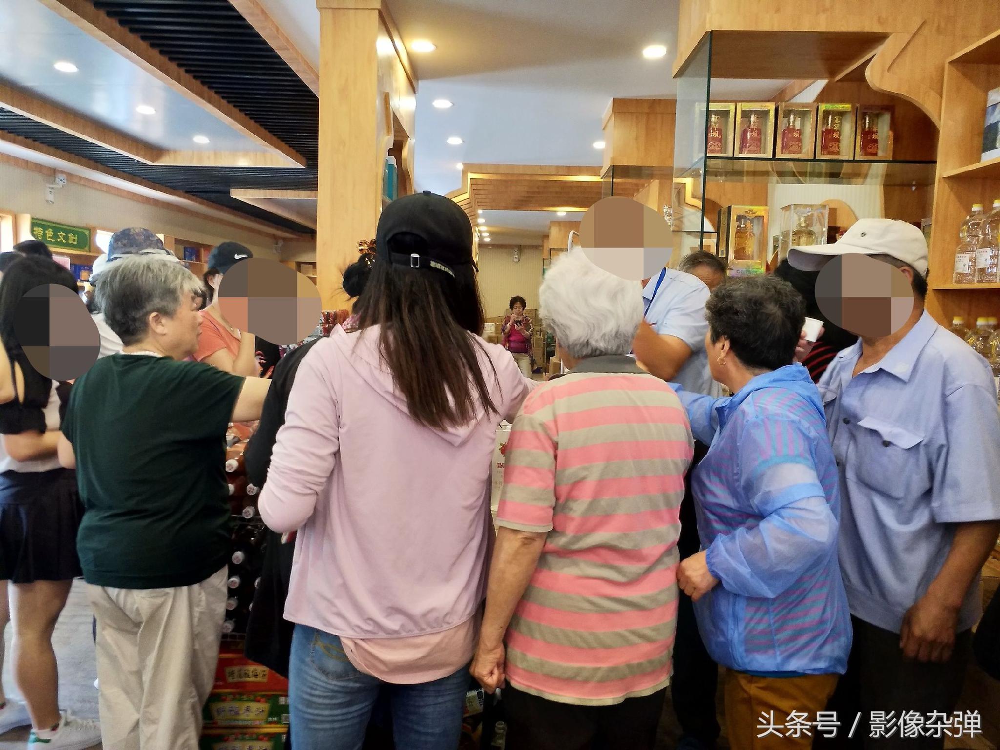 “答谢游”变购物团 “保险低价游”是福利还是陷阱？