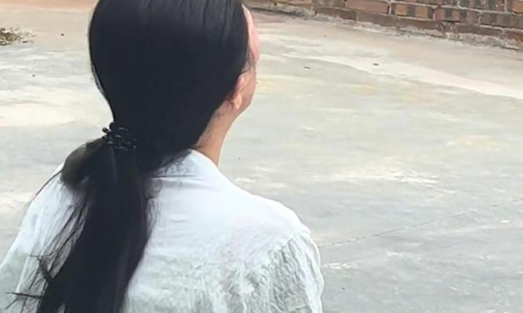  男子泼硫酸捅刺女子被执行死刑 受害人：我也回不去了