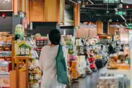上半年陕西消费市场运行平稳 社会消费品零售总额5844亿