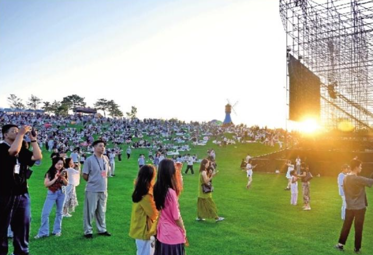 文旅盛宴“点燃”驼城夏日