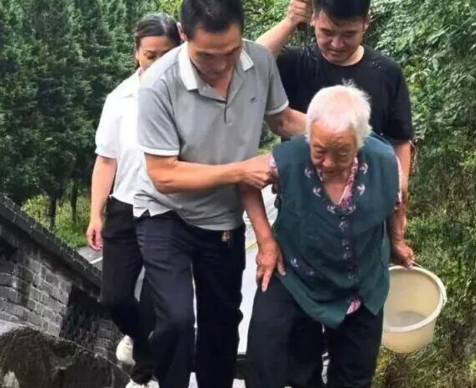 应对降雨 陕西共组织87987人转移避险