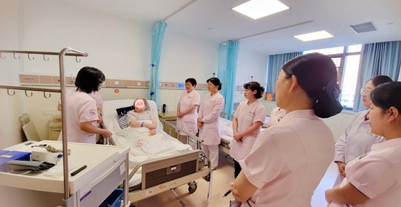 西安市第九医院为93岁老人解除盆底顽疾