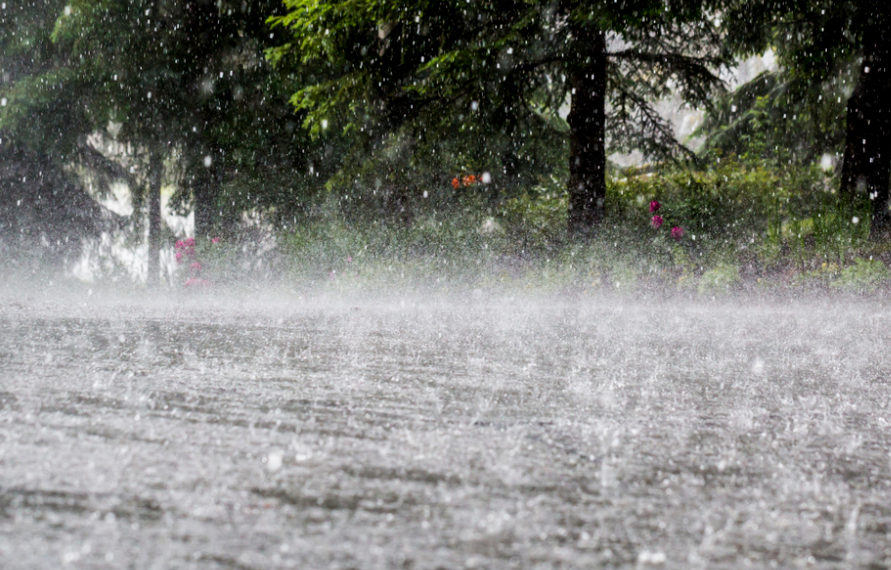 西安发布暴雨预警信号：部分地区降雨持续