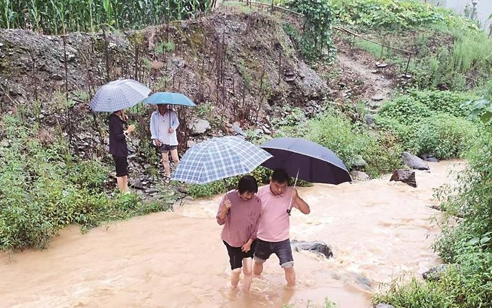 陕西遭遇多轮强降雨 各地市启动防汛应急保电机制