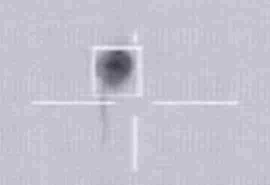 美国防部公布新一批UFO档案：坠毁UFO里装着“人体”