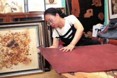 铁笔燃痕 采兰烙画