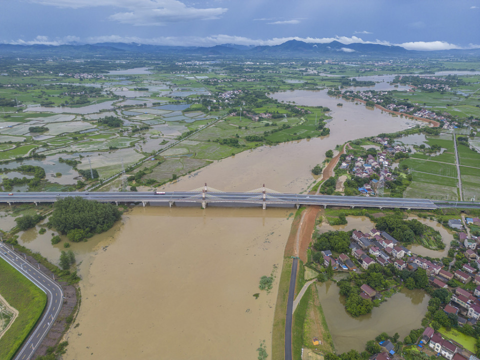 两部门预拨8000万元支持河南、湖北、安徽做好应急抢险救灾工作