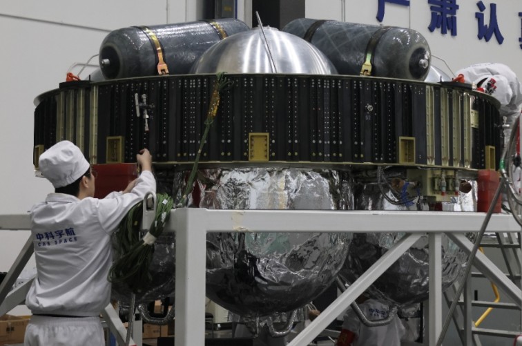 “太空摆渡车”力巡一号试验成功 计划明年一季度首飞