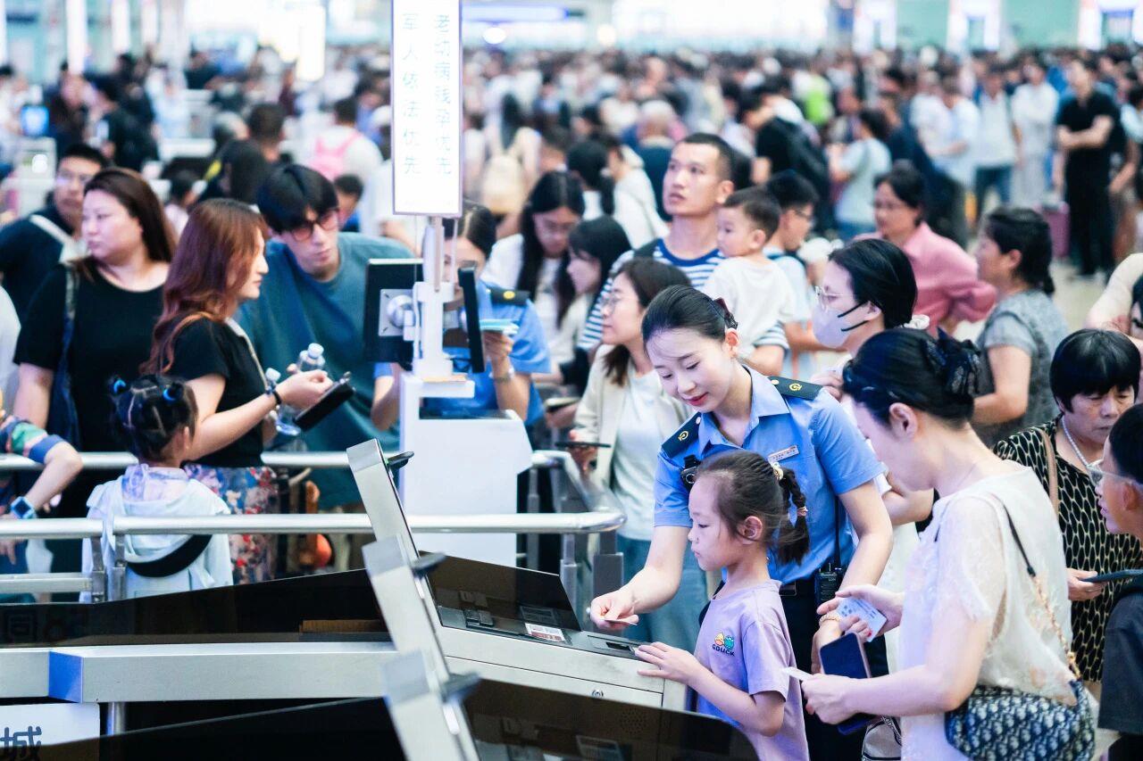 儿童能否单独乘火车出行？铁路官方解答