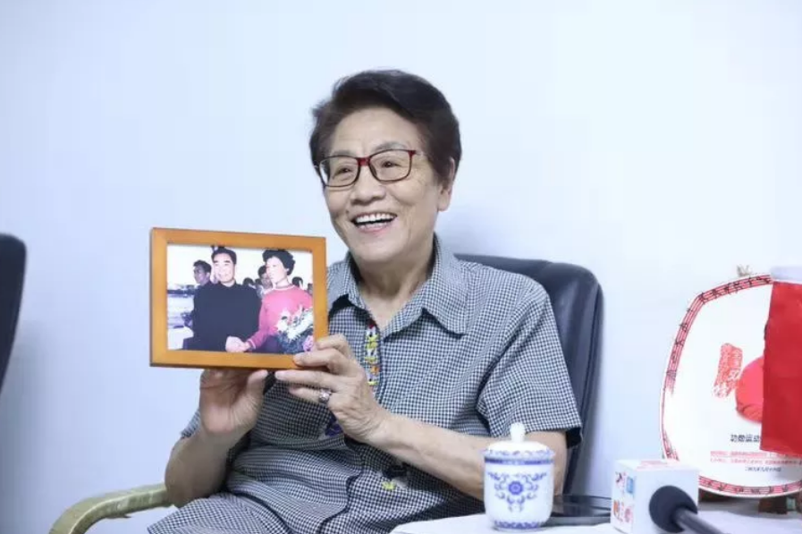 中国第一个打破世界纪录的女运动员郑凤荣逝世 享年89岁