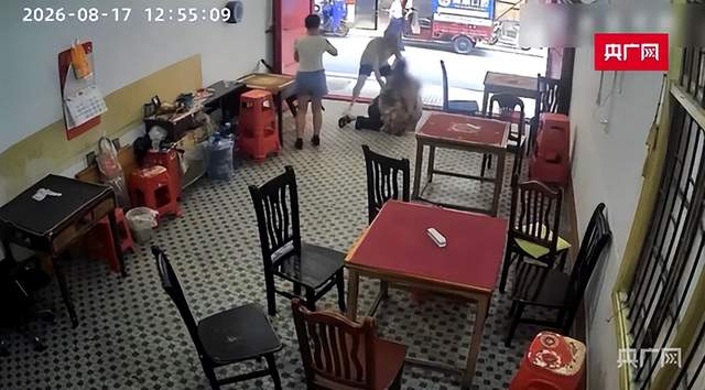 “老人进店休息离世店家遭索赔”事件 死者家属退还19000元