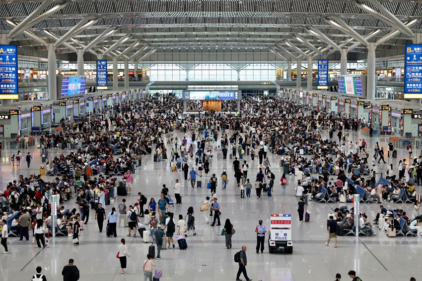 陕西铁路2026年暑运圆满收官 西安铁路局暑运旅客发送量首次突破3000万人次创历史新高