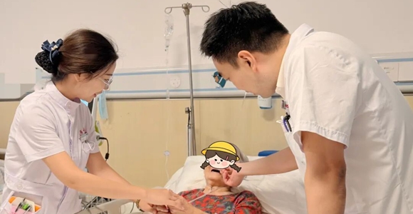 西安市中心医院经开院区骨科创造生命奇迹