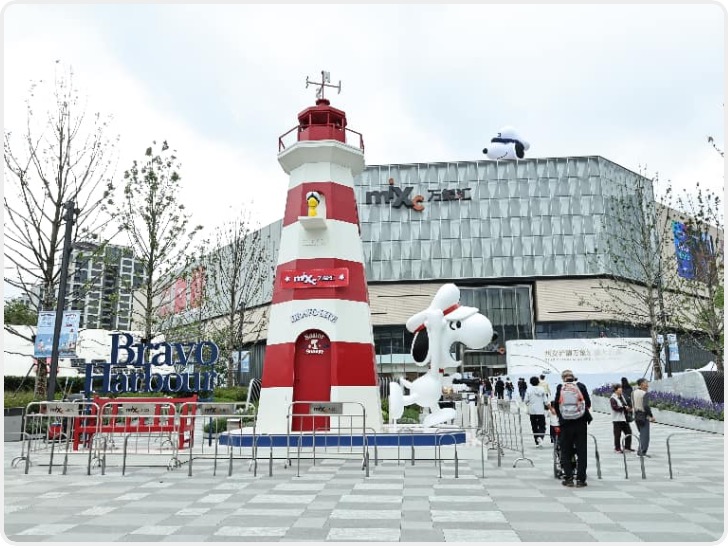 西安浐灞万象汇试营业人气爆棚，9月12月日正式开业