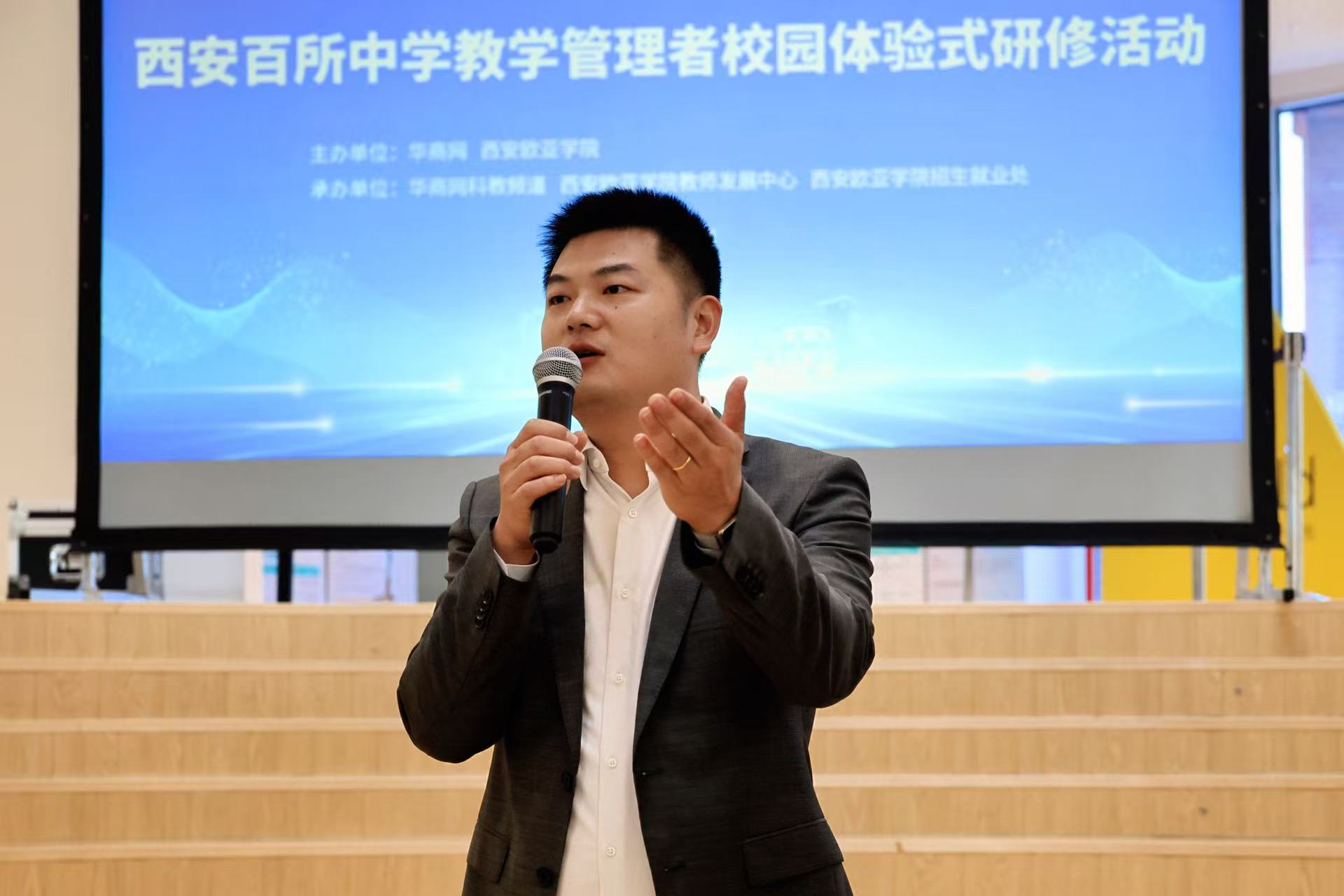 UEO5RcE7jYWhlUx3.jpg 65251ece914b04abe520fa79cb09a6b.jpg