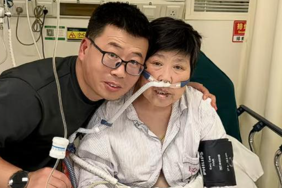 小伙拍母亲最后14天看哭网友：从铿锵有力到天人永隔