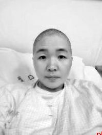 她想陪孩子更久一些 “我必须坚强，我就是他的依靠”