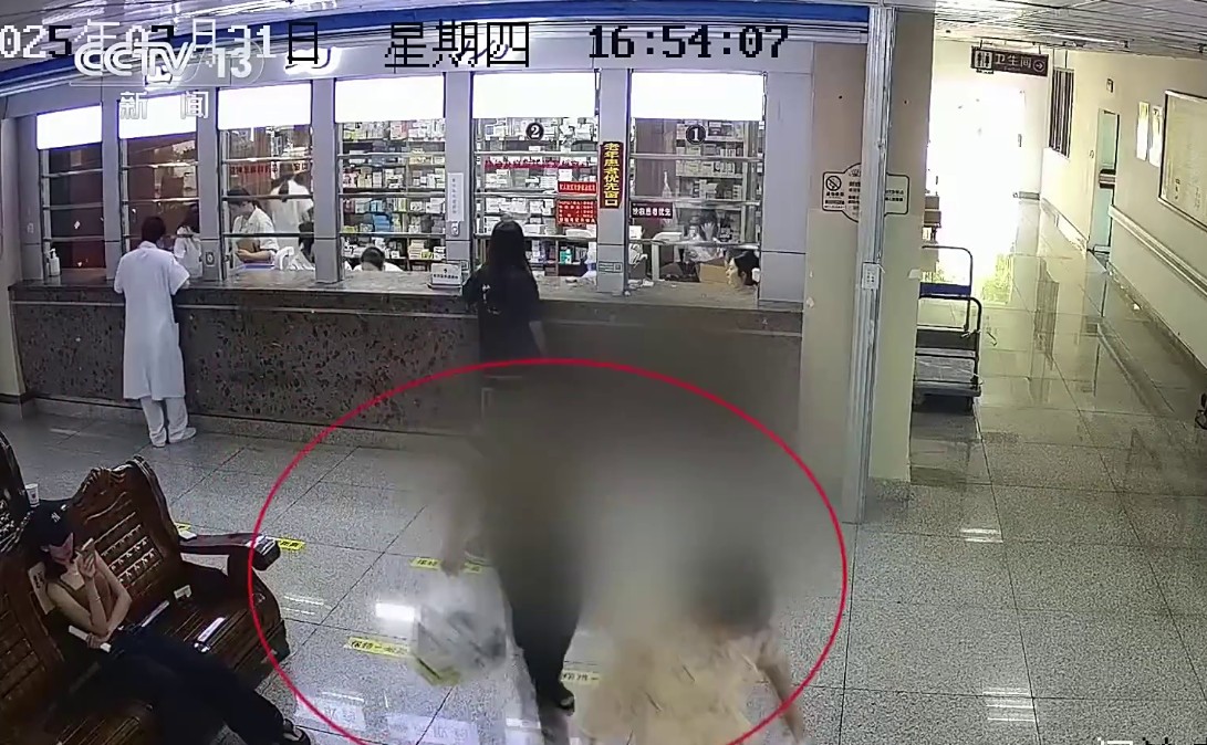 伪造全套票据“洗白”药品 央视曝光回流药黑色产业链