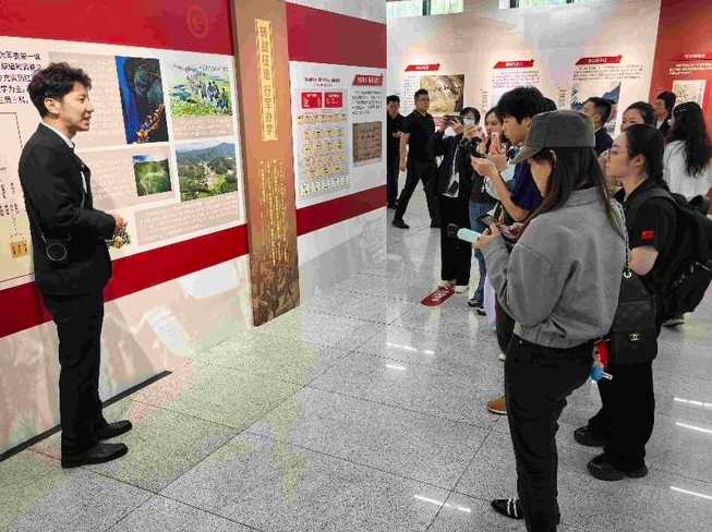 文化中国行·校馆弦歌||西安电子科技大学：打造图书馆里的第二课堂