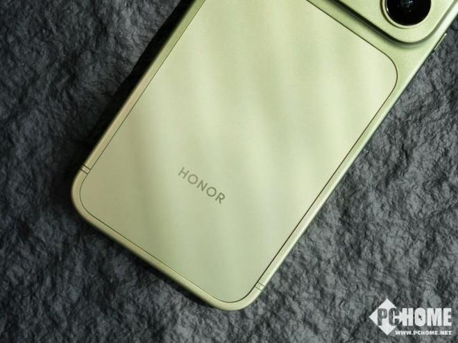 荣耀Magic9 Pro Max骁龙新芯加持