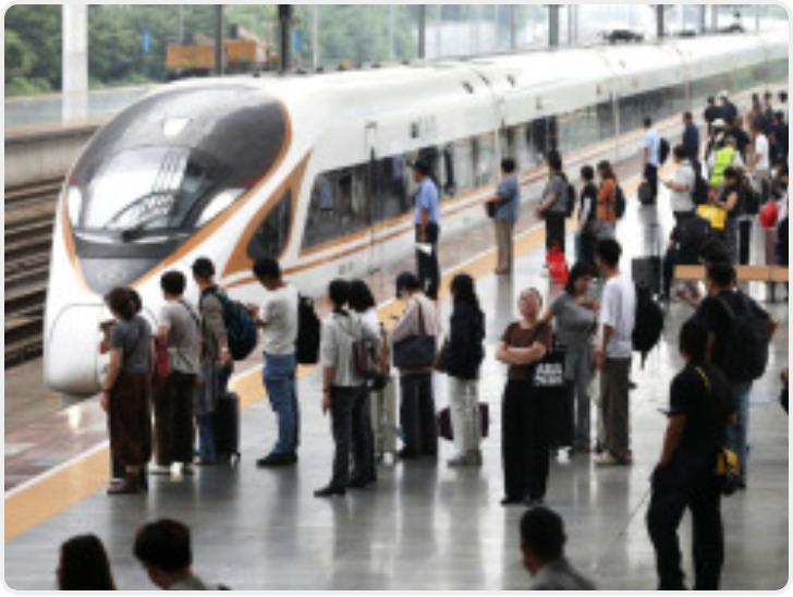 铁路中秋国庆假期运输今日启动 16天预计发送旅客2.84亿人次