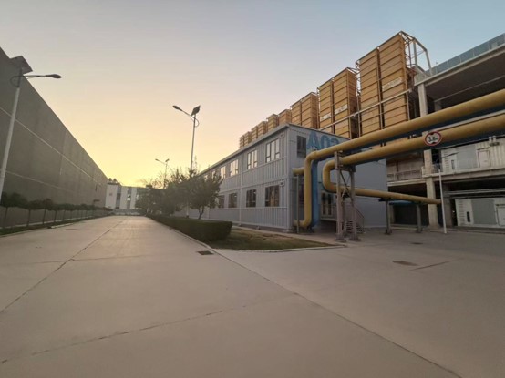 西部的风给东部企业“供智能”解锁宁夏中卫东西部算力互济新范式丨活力中国调研行(图4)
