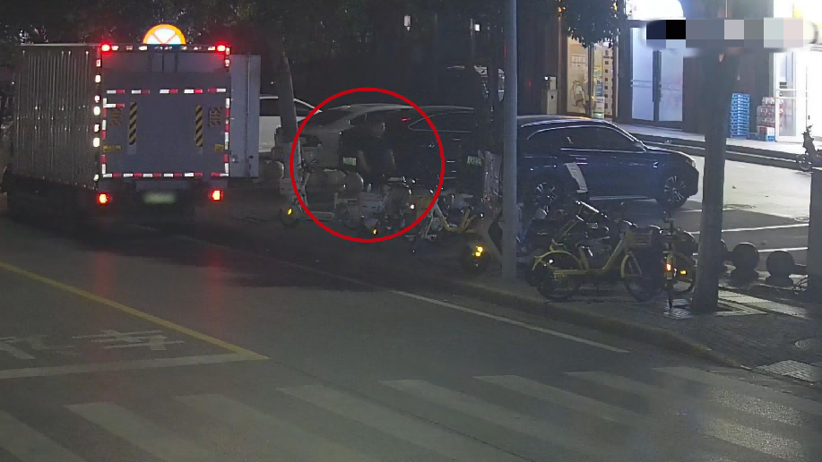 西安经开民警破获奇葩盗窃案：偷13吨共享单车“创业” 忙活8天反倒亏了