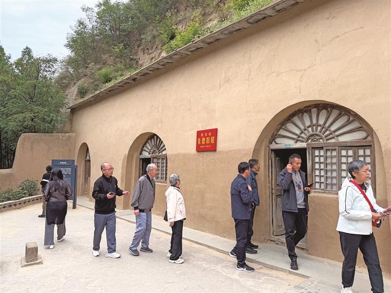 家国同庆 畅享美好生活