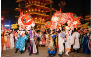 在浐灞国际港穿越大唐狂欢节