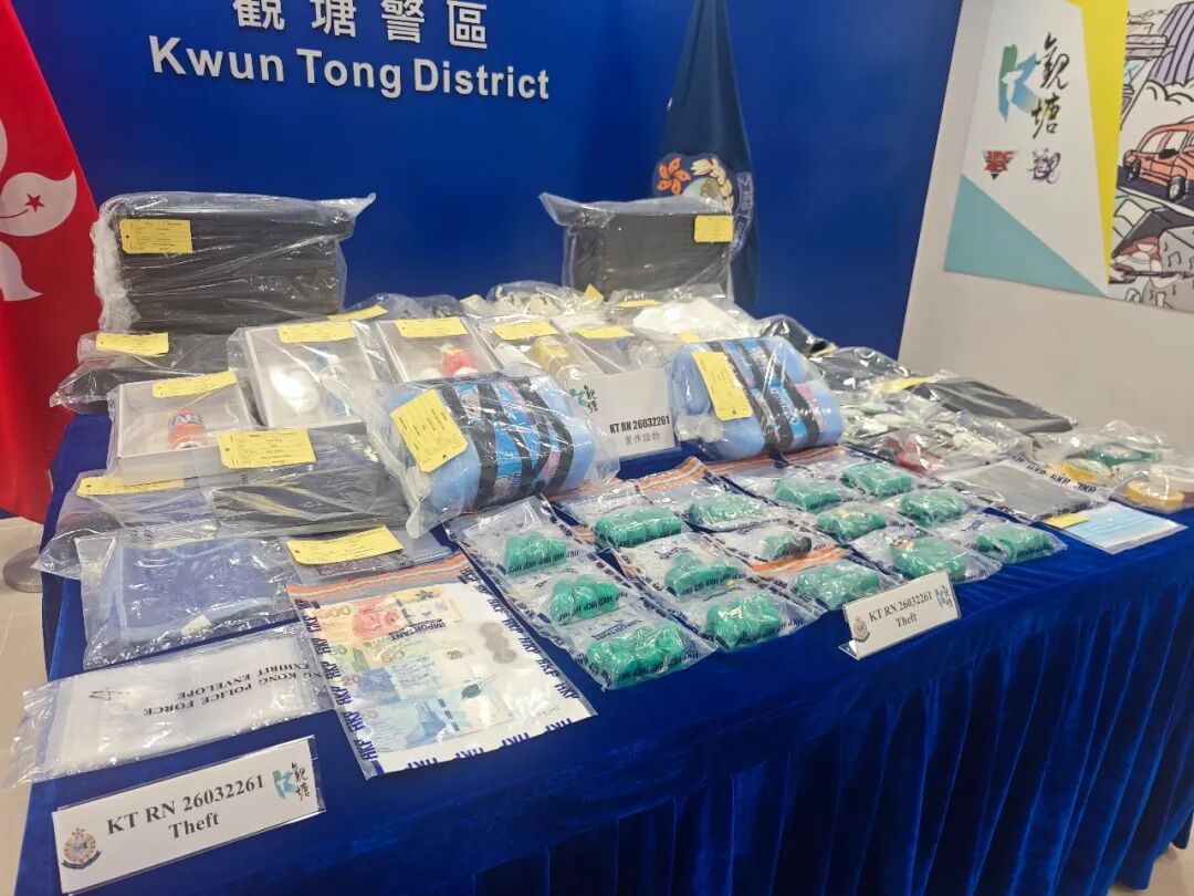 内地男子在香港住酒店下楼抽烟 2分钟内价值3000万港元黄金被换成30公斤柔顺剂 