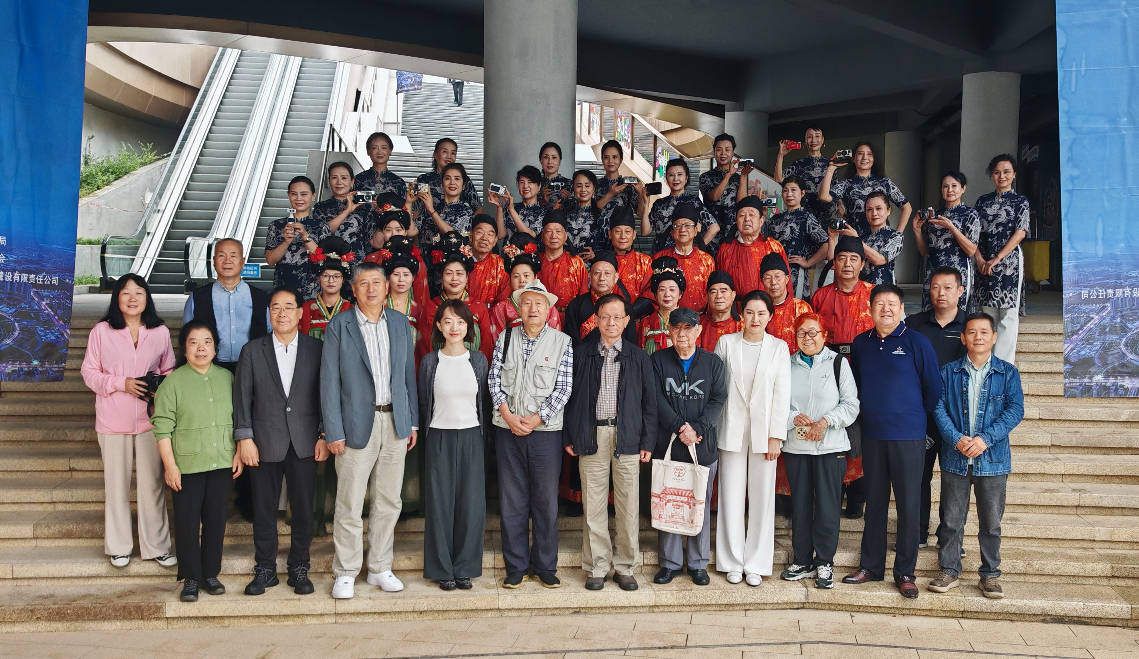 kqfoWxjtg5zbZ2WM.jpg 图片 7.jpg