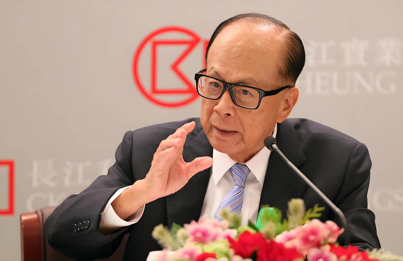 长实集团辟谣李嘉诚逝世：绝无此事