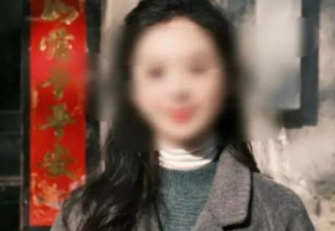 33岁女摊主遭顾客差评后轻生家属已报案 小儿子才4岁