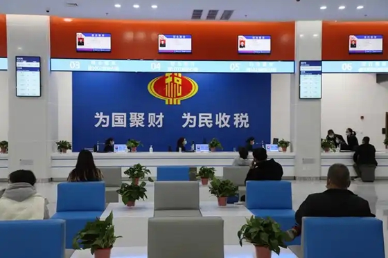 一企一策精准滴灌 全链服务稳住底盘