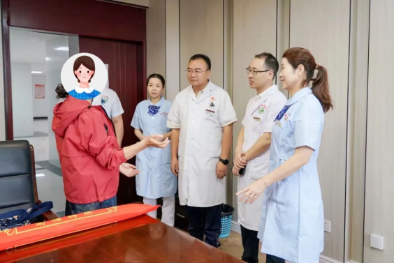 9ZQ9Ku80dV3eEaoc.png image.png