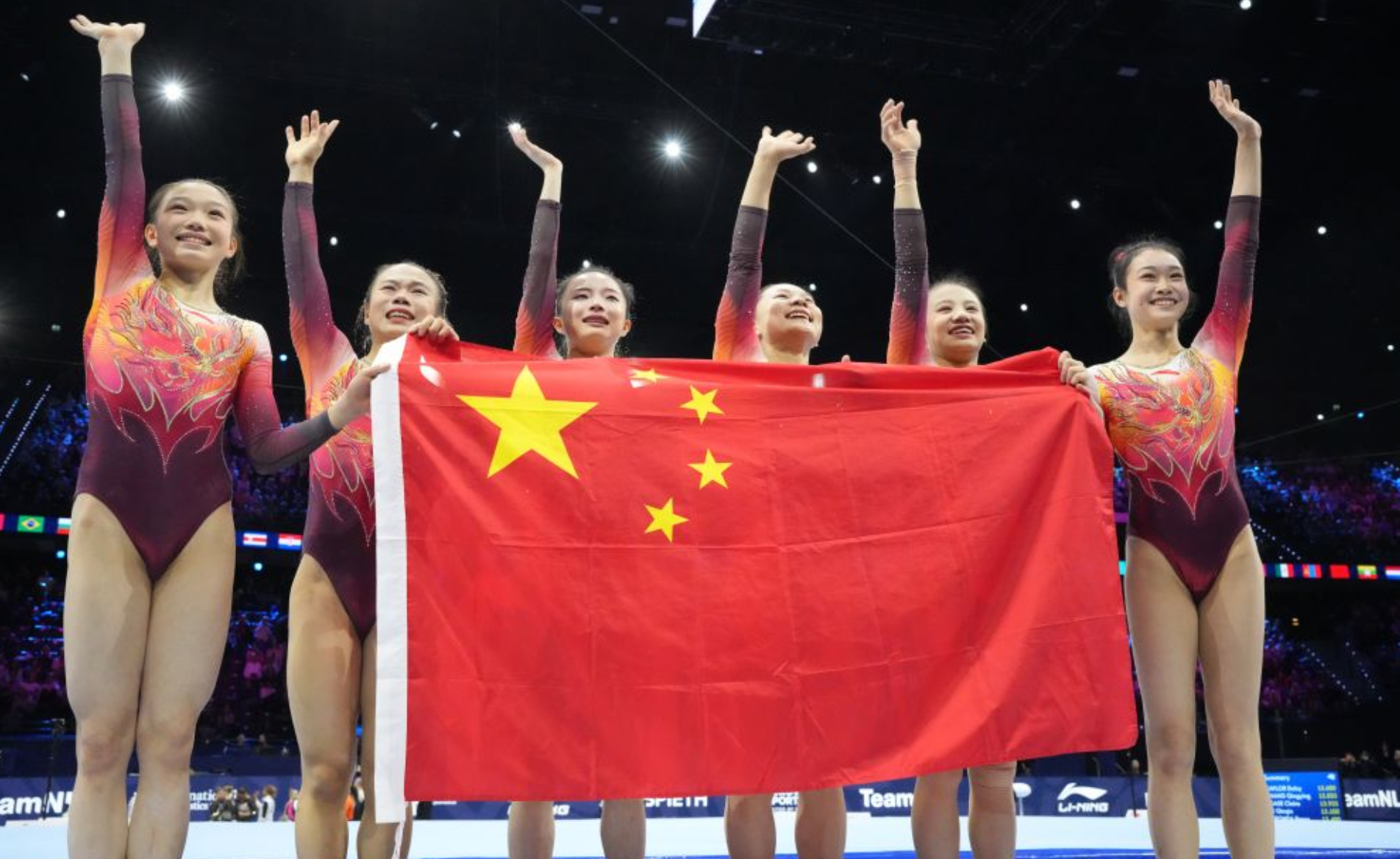 20年终见金！中国体操女团的“冠军心”