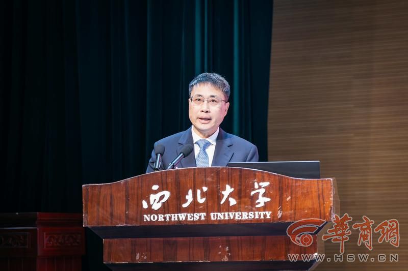孙庆伟校长致辞.jpg