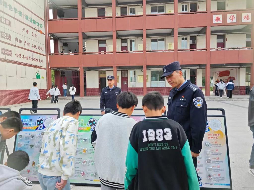“金盾护苗”沉浸式宣讲进校园 筑牢校园禁毒反诈安全防线