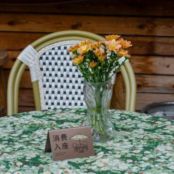 多餐饮品牌要求“消费才可入座” 合规吗？